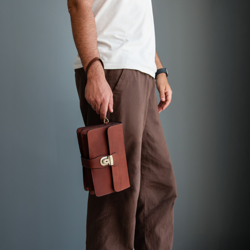 Oliver Leather handy wrist bag - Καφέ σκούρο - Image 8